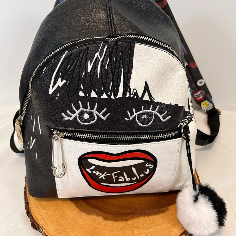 Danielle Nicole Disney‎ Cruella “Look Fabulous!” Fashion Mini Backpack - Picture 2 of 13
